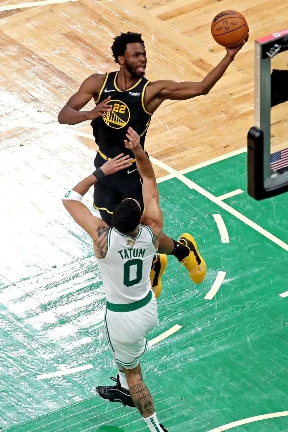 维金斯为什么要代言匹克,维金斯怎么不穿匹克的鞋了