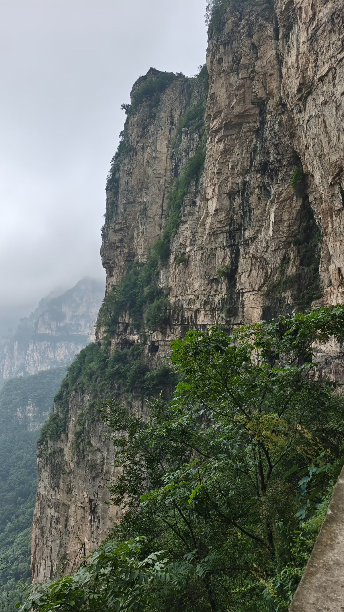 太行山脉徒步穿越,南太行十字岭徒步王莽岭