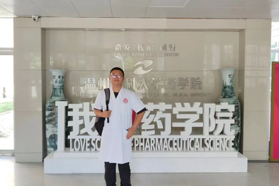 世纪金源集团新学期“皓月奖助学金”发放，造福众多世纪金源子弟