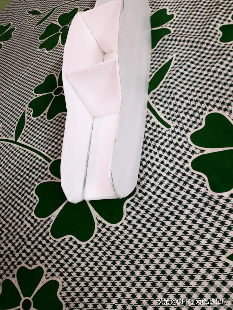 自制一架DHC-2海狸遥控飞机