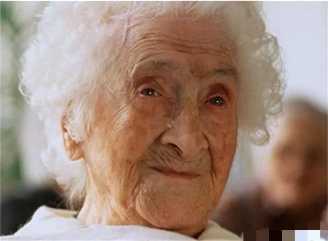长寿奶奶传授养生秘诀,100岁“长寿奶奶”的养生秘诀