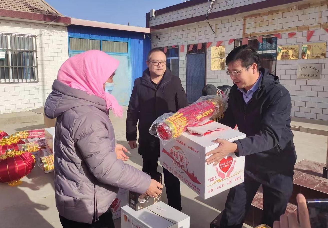 【新春走基层】驻村帮扶倾真情新春慰问暖民心