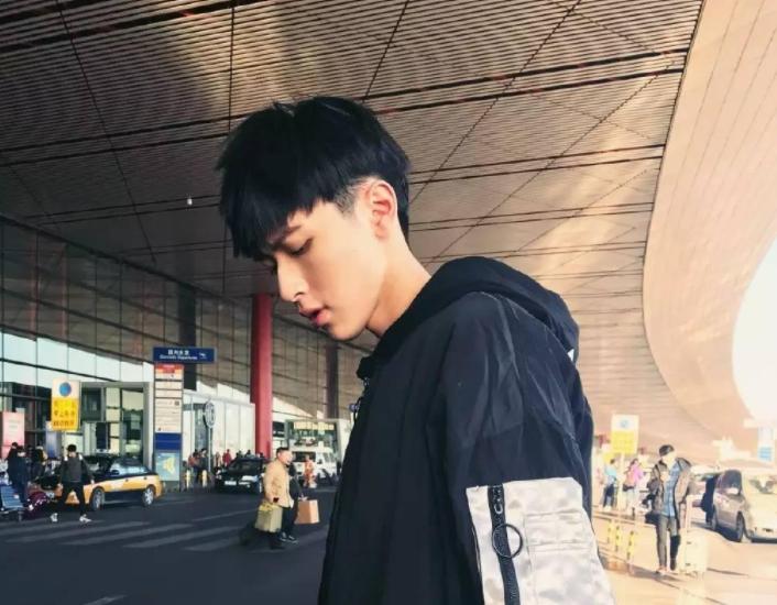 白马会所覆灭记：令无数富婆欲罢不能，2019年因头牌鸭王一夜覆灭