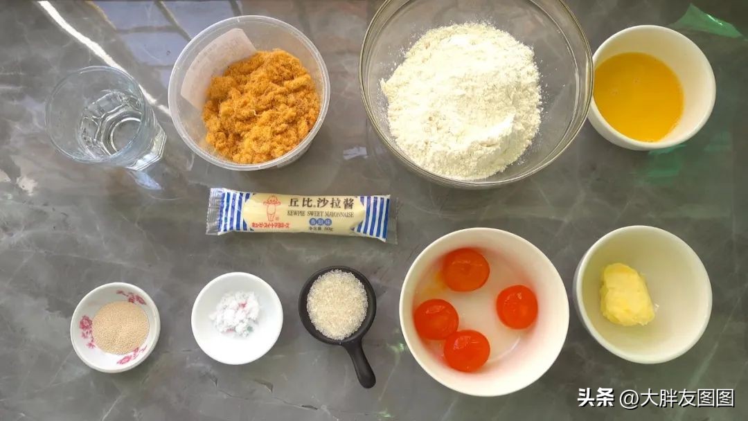 咸蛋黄肉松盒子做法,咸蛋黄肉松馅的制作方法