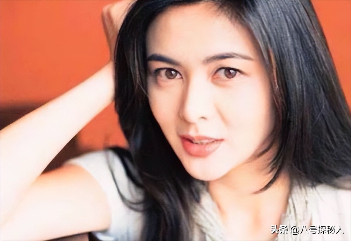 关之琳：背了那么多年高尔夫球的黑锅，终于被刘銮雄给澄清了