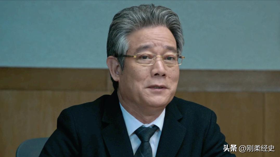 狂飙经不起推敲,狂飙不能看吗