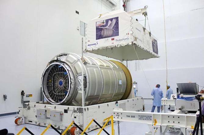 美国开出1000万天价年薪，只为挖走中国一名普通技校生！