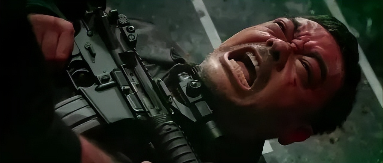 无间道另外一个版本结尾,无间道三部里面最出彩的人物