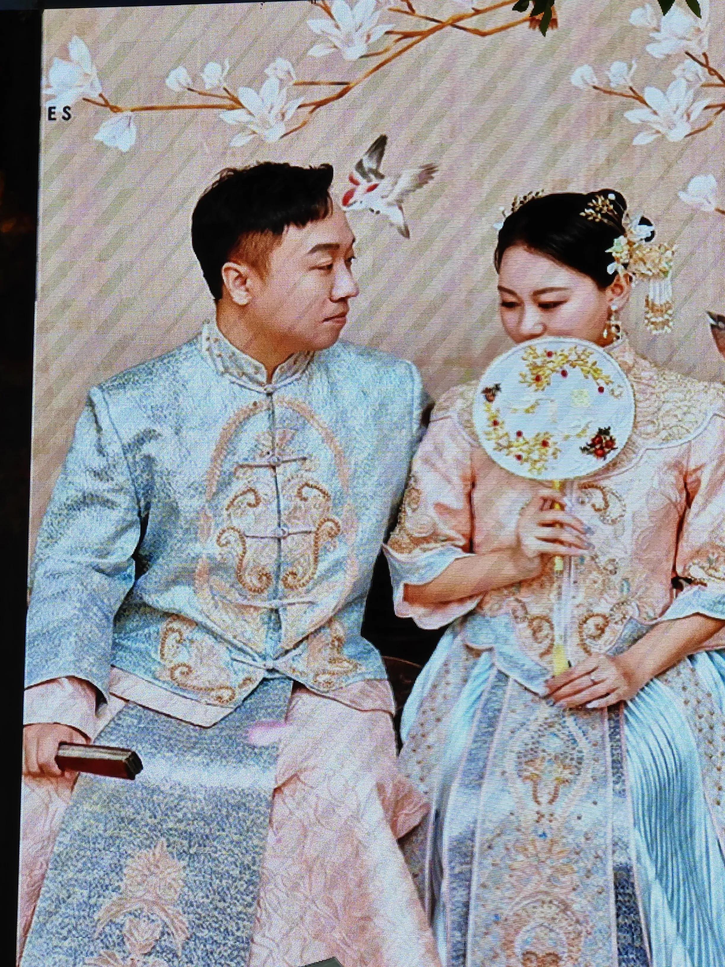 参加侄媳潘雪家的婚礼答谢宴