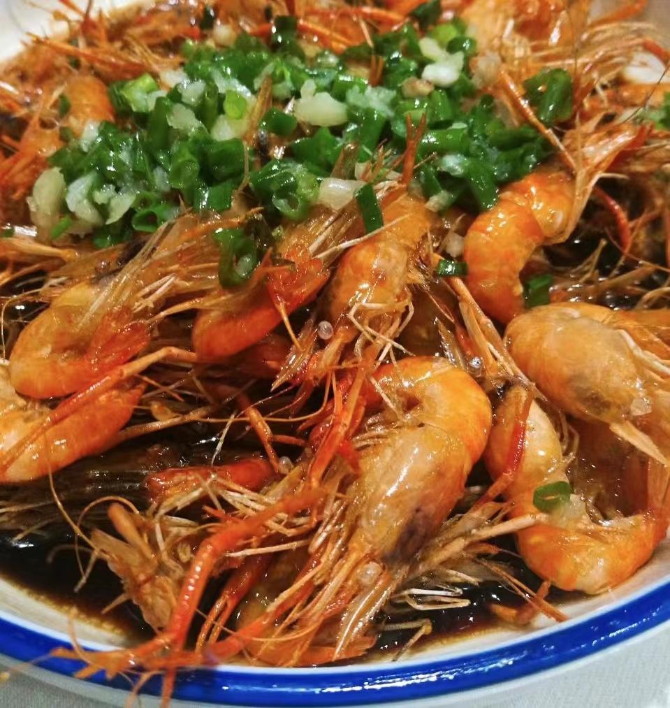 抢茅台、改简历、玩泥巴，年轻人花式兼职大赏