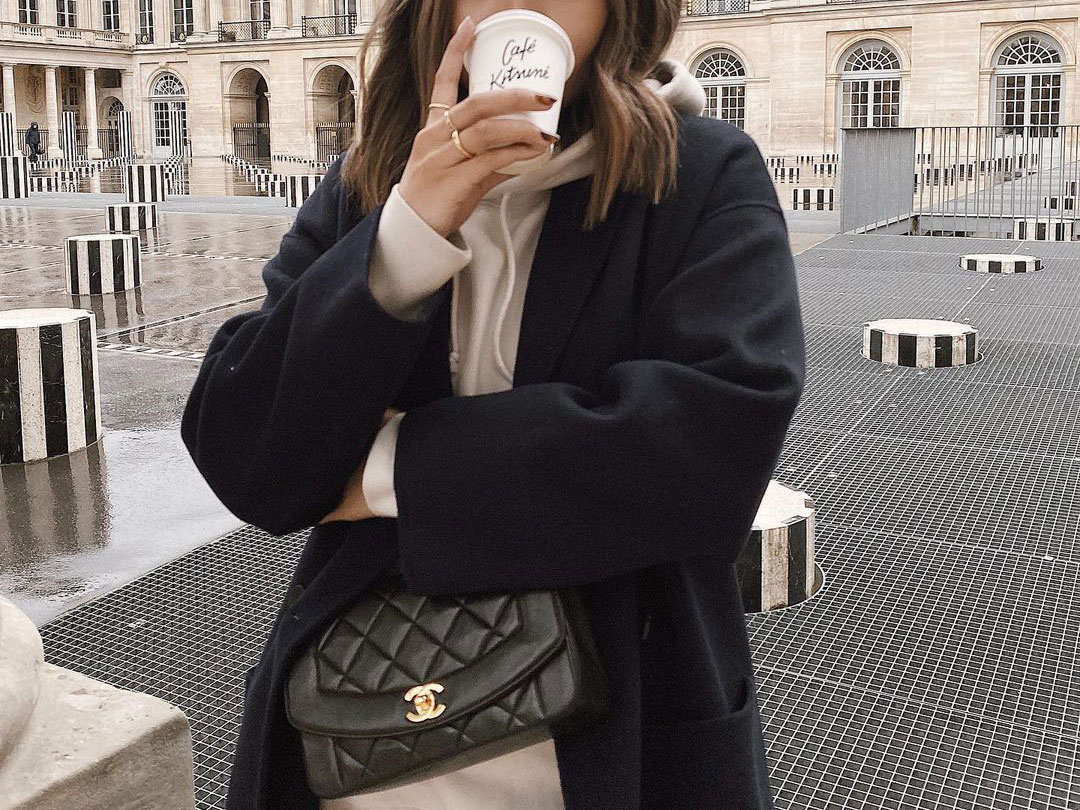 想买一个包包怎么买,第一个包包买什么牌子男士