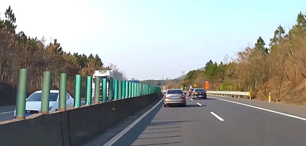 2021新交规超速10%20%怎么罚,驾驶车辆超速10%低于20%如何处理