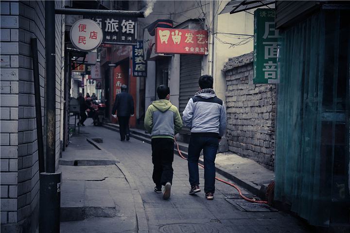 90后女孩谁救了父亲就嫁给谁后续,河南姑娘说40万救父亲就嫁给谁