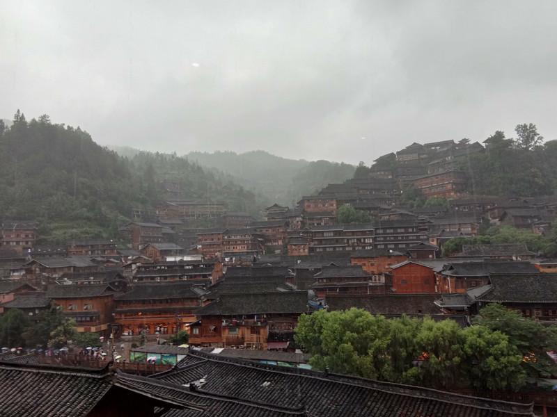 夏天贵州旅行攻略,贵州3-4天旅游攻略11月