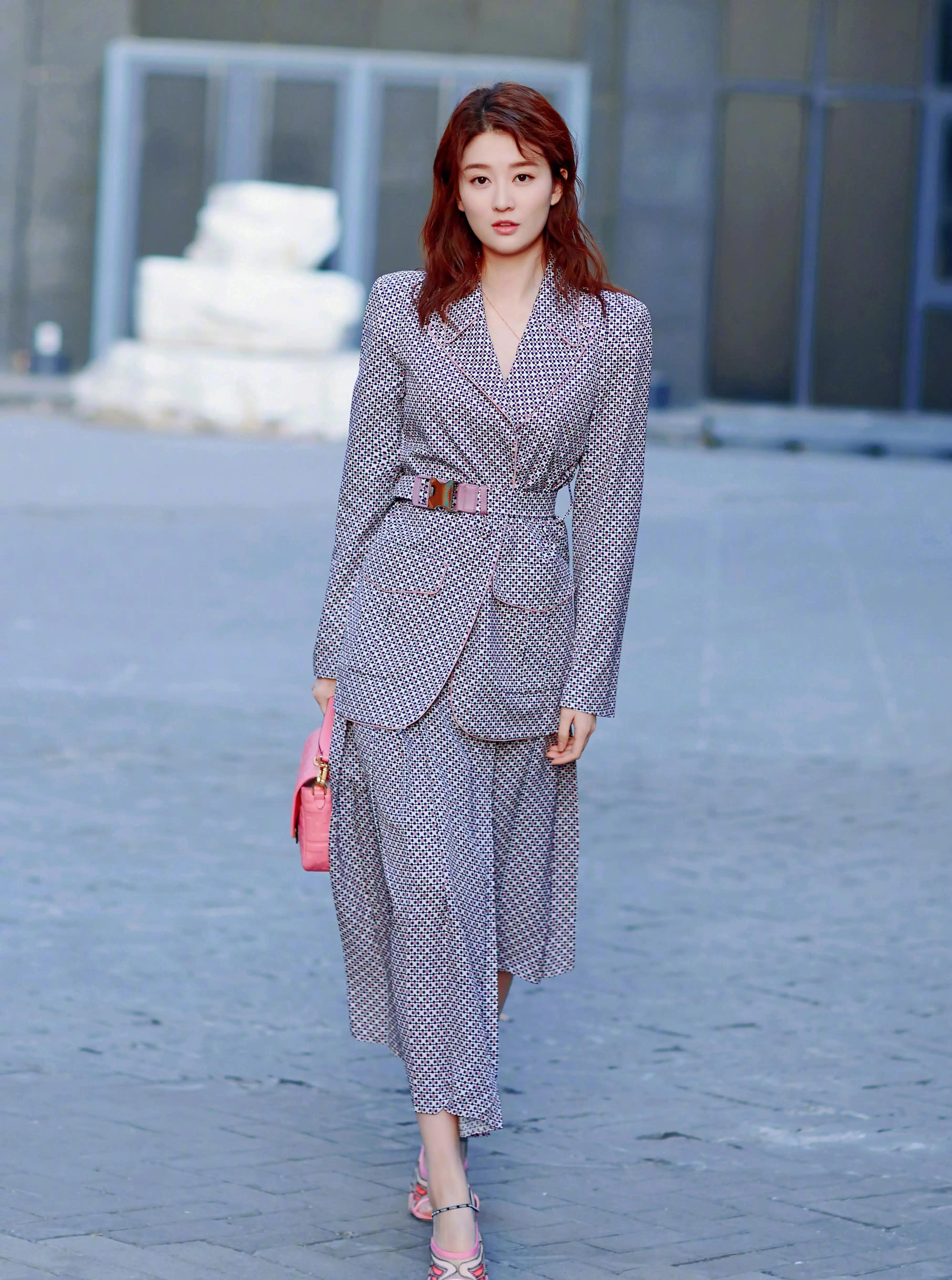 乔欣清纯女孩视频,乔欣清纯风穿搭好美