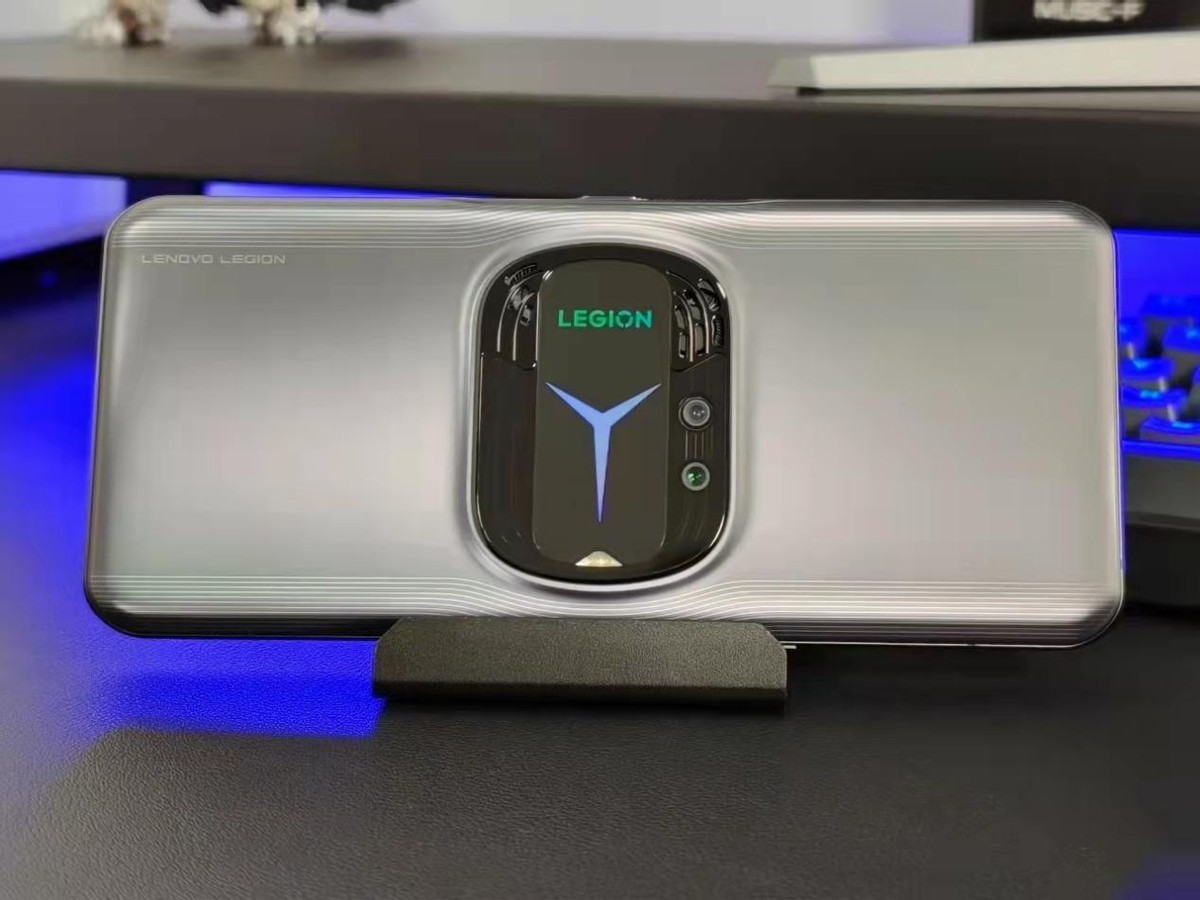 联想豁出去了，18+640GB降至4499元，游戏*党**确定不心动？