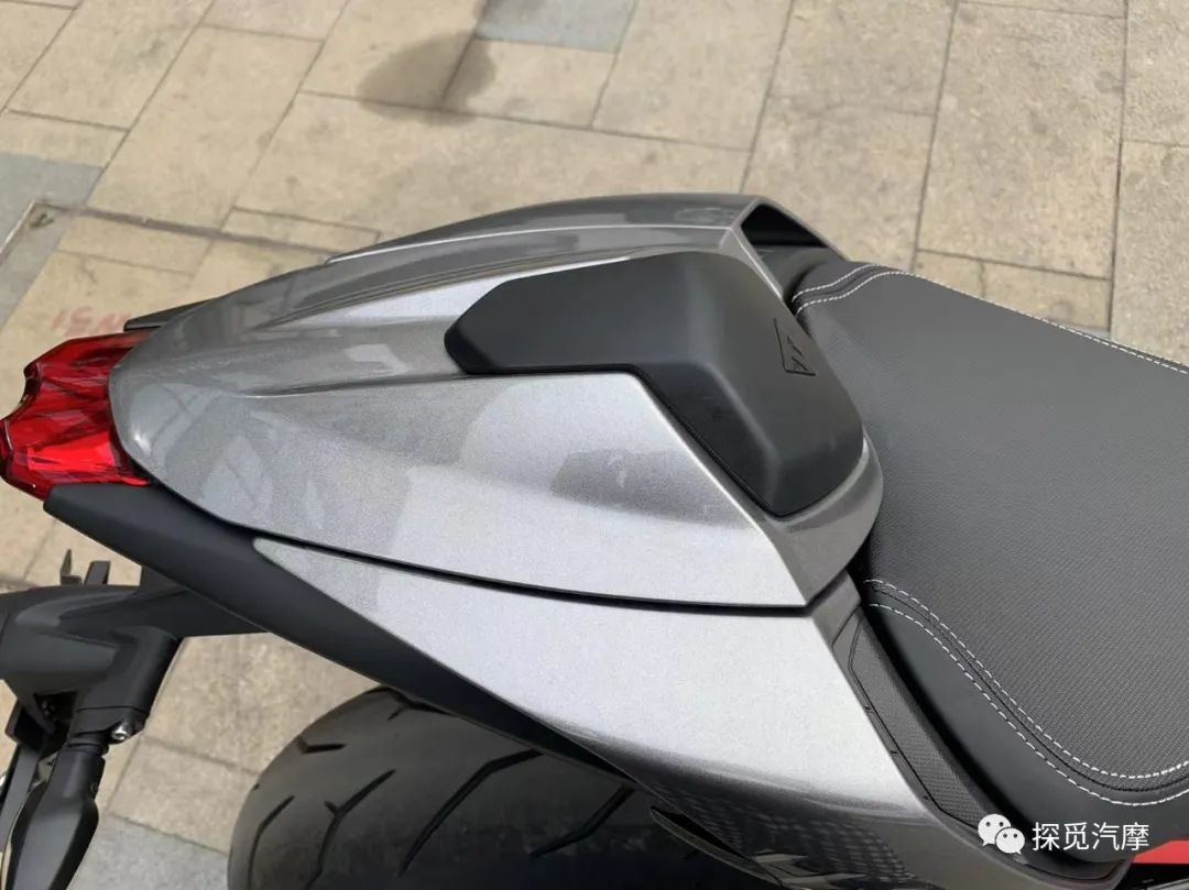 凯旋streettriple765rs评测,凯旋新款streettriple765rs