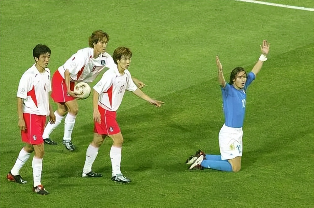 被钉上耻辱柱,被钉上了耻辱柱