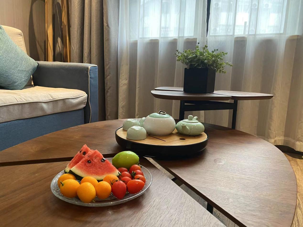 广州人潮,广州越秀宜尚酒店