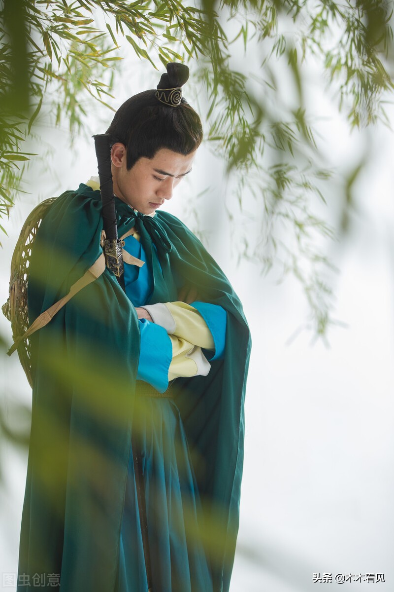 沧海一声笑背景故事,沧海一声笑女生版