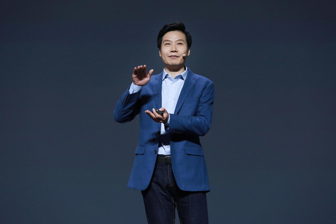 雷军谈小米一年造1000万辆汽车,雷军40岁创业打造百亿帝国