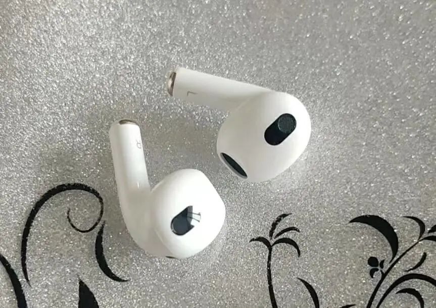 被吹上天的产品,华强北耳机目前最强版airpods