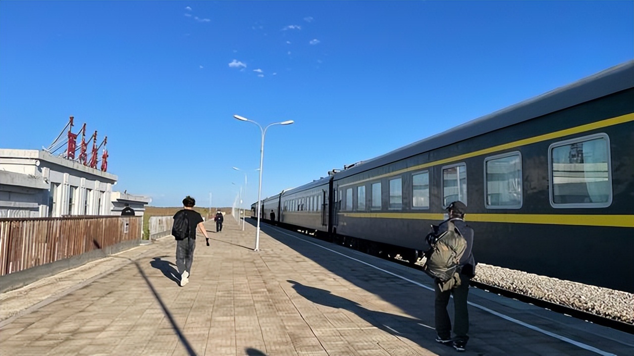 列车软卧能带多少充电宝,火车硬卧没有带充电器怎么充电