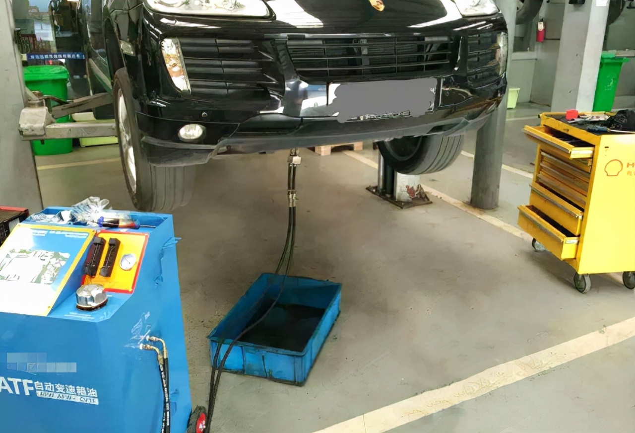 汽车变速箱故障的几个前兆,汽车变速箱出现故障表现