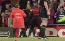 齐达内把足球艺术发挥得淋漓尽致,足球历史十大巨星齐达内