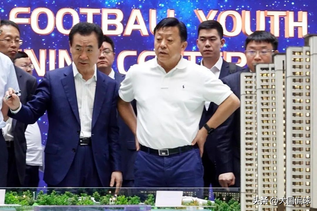 足协新任掌门人曝光,杜兆才主动放弃承办权,上亿申办费不翼而飞