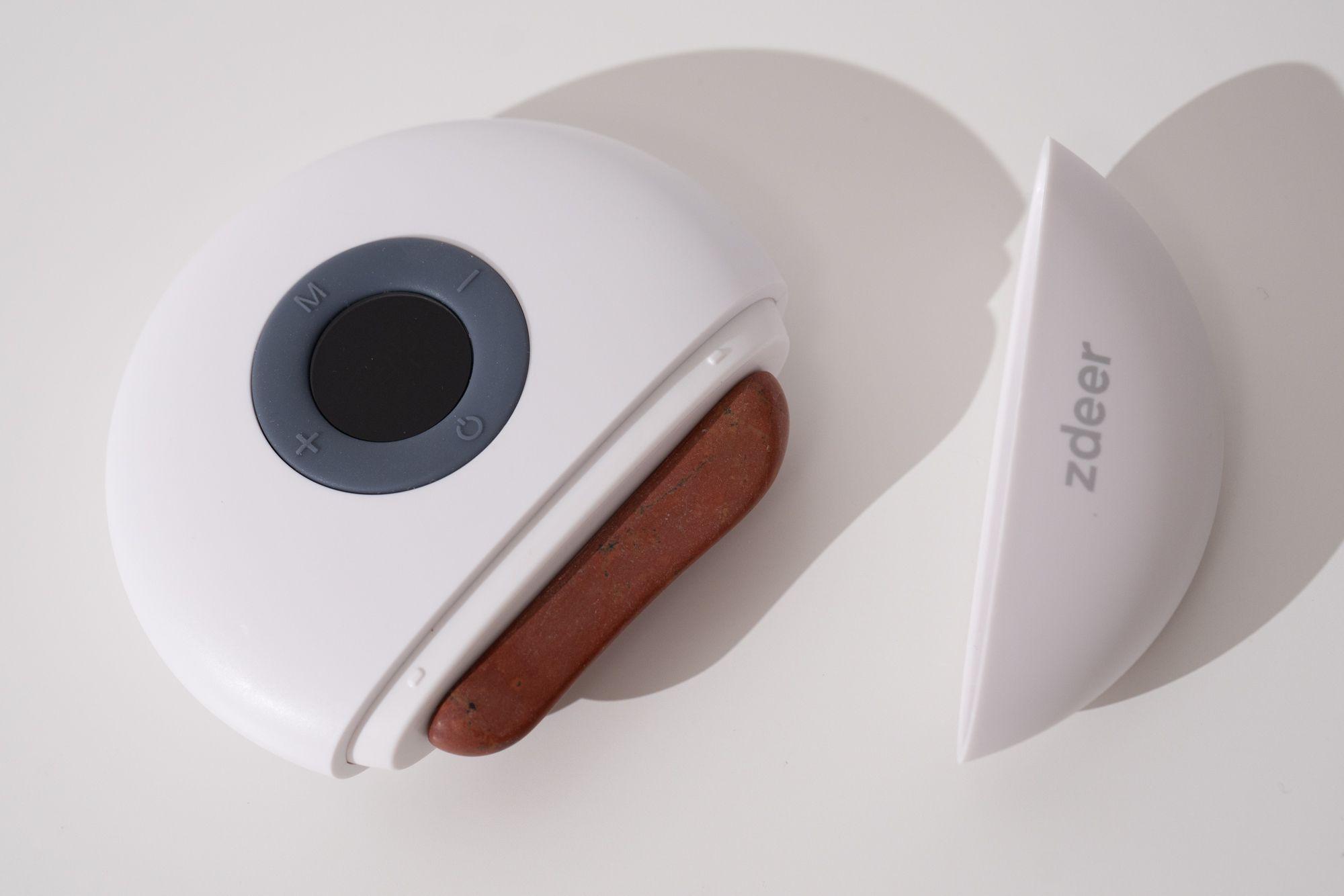 快丢掉你手中的刮痧板吧！左点砭石按摩器才能满足你的需求