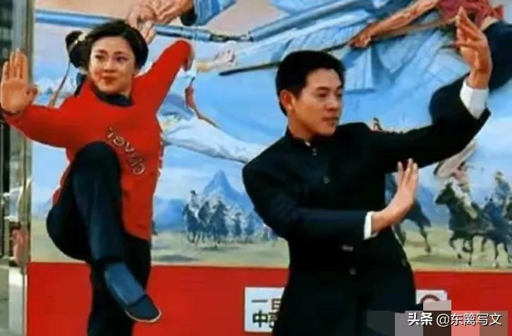 黄秋燕对李连杰的帮助,利智与黄秋燕关系如何