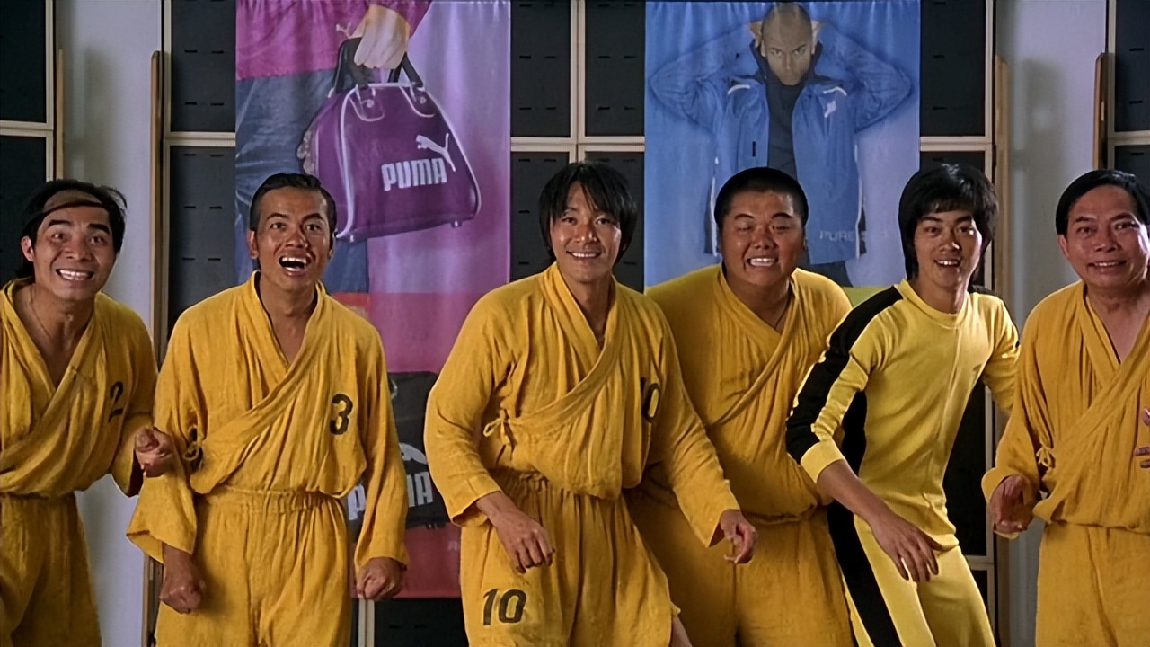 少林足球周星驰黄一飞砸啤酒,少林足球周星驰和黄一飞花絮