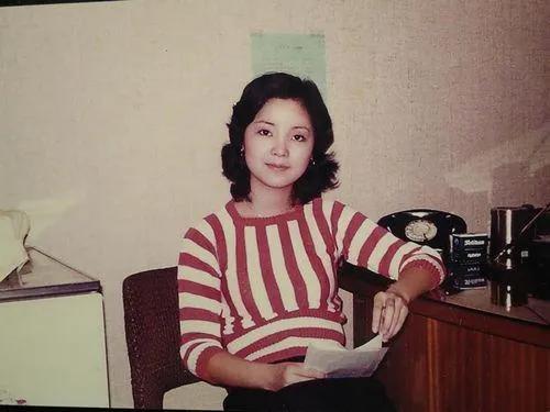 邓丽君被誉为歌甜皇后,甜歌皇后邓丽君罕见照