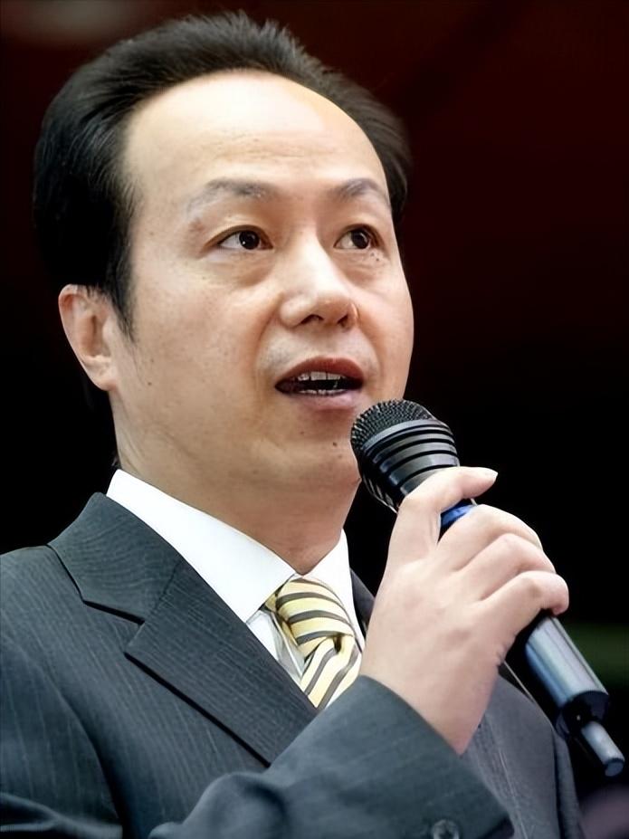 罗京封神播放什么新闻,罗京一战封神12页稿子是什么内容