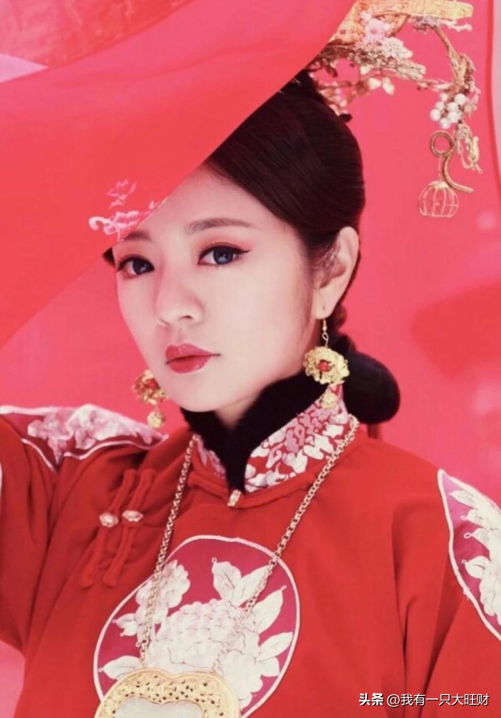 半妖倾城格格与侍卫完整版,半妖倾城格格与侍卫的感人故事