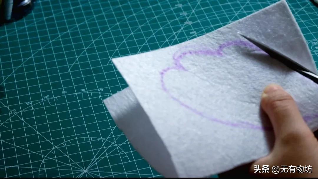 该怎么用纸做虎年灯笼,以虎年为主题的精美灯笼教程