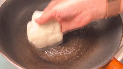 一根香蕉松饼的做法,一根香蕉超简单做美食