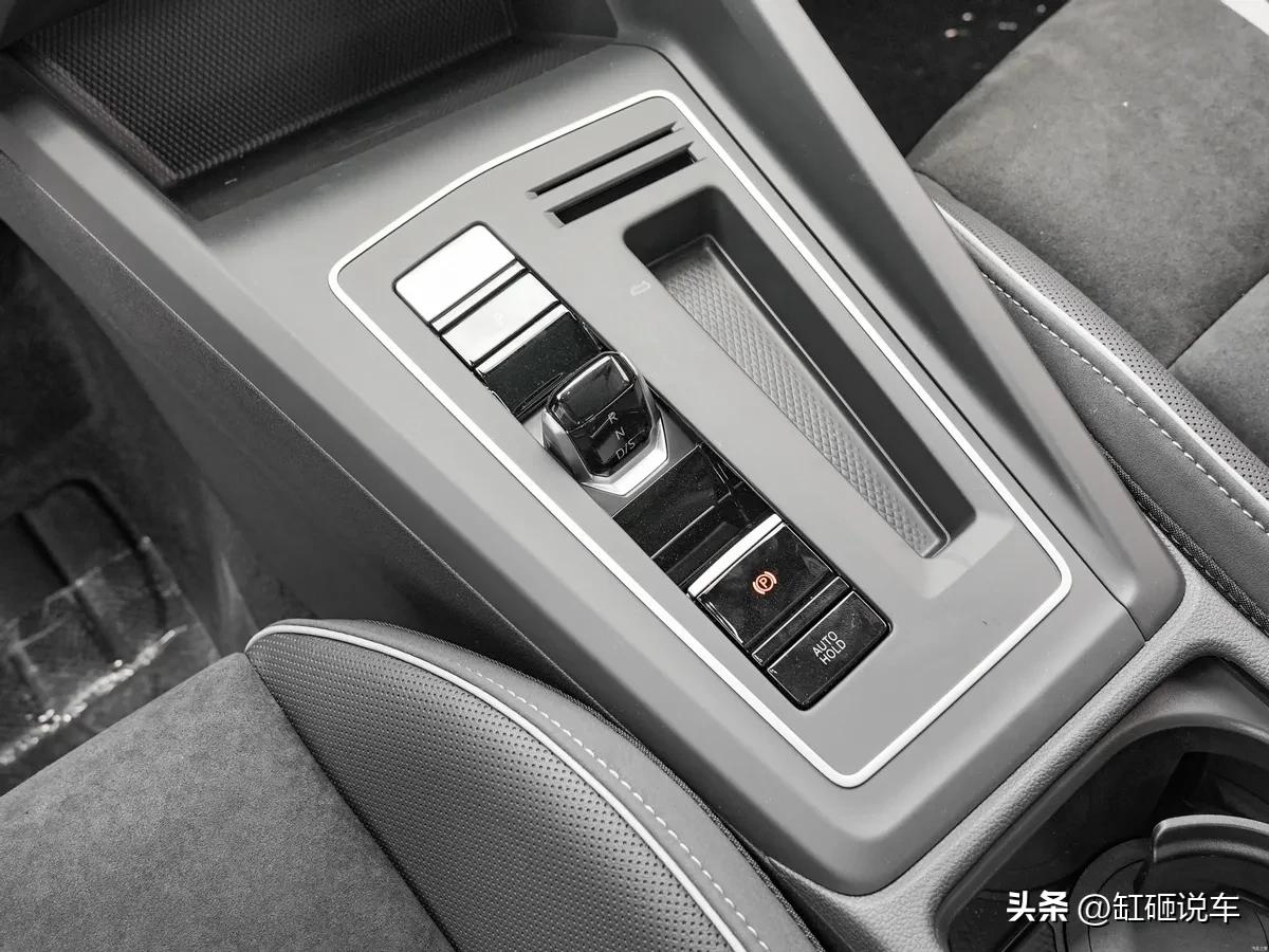 大众高尔夫2021款280tsidsgpro,秒天秒地的低调车大众高尔夫