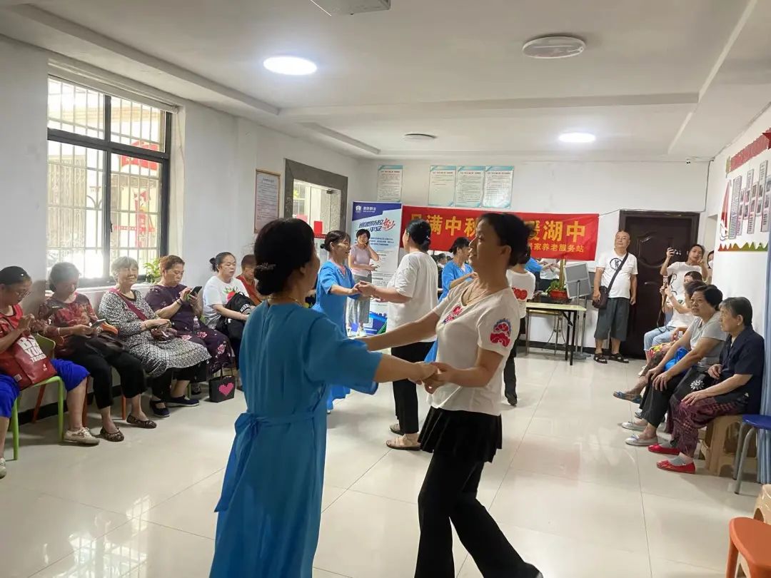 湖里区社区养老服务中心,湖中社区