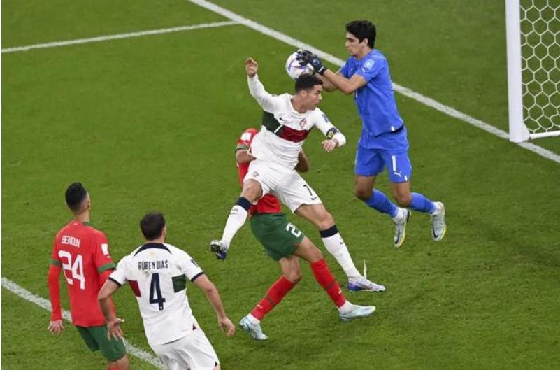 世界杯上最诡异的一幕,世界杯史上最惨烈的一场比赛