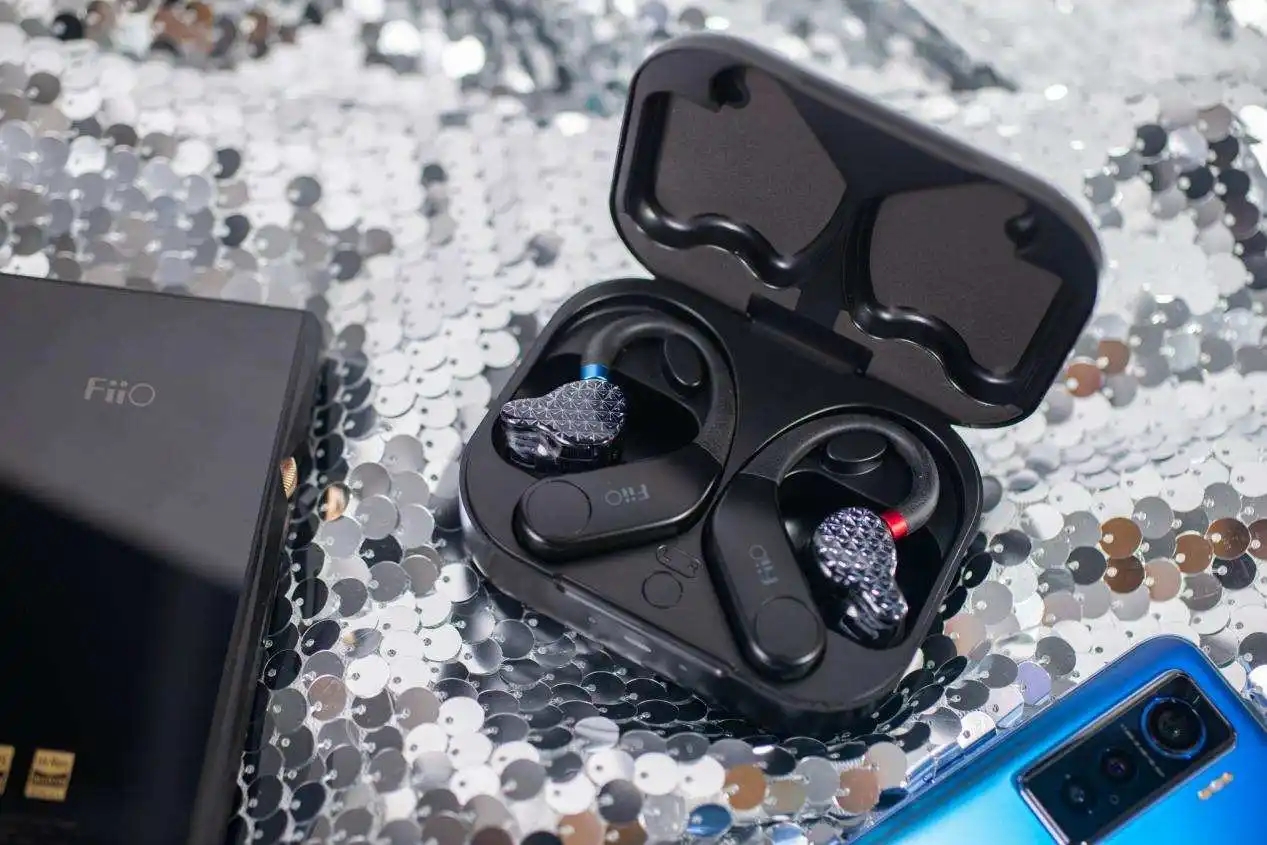 便携旗舰蓝牙解码耳放横评,不入耳hifi无线蓝牙耳机十佳评测