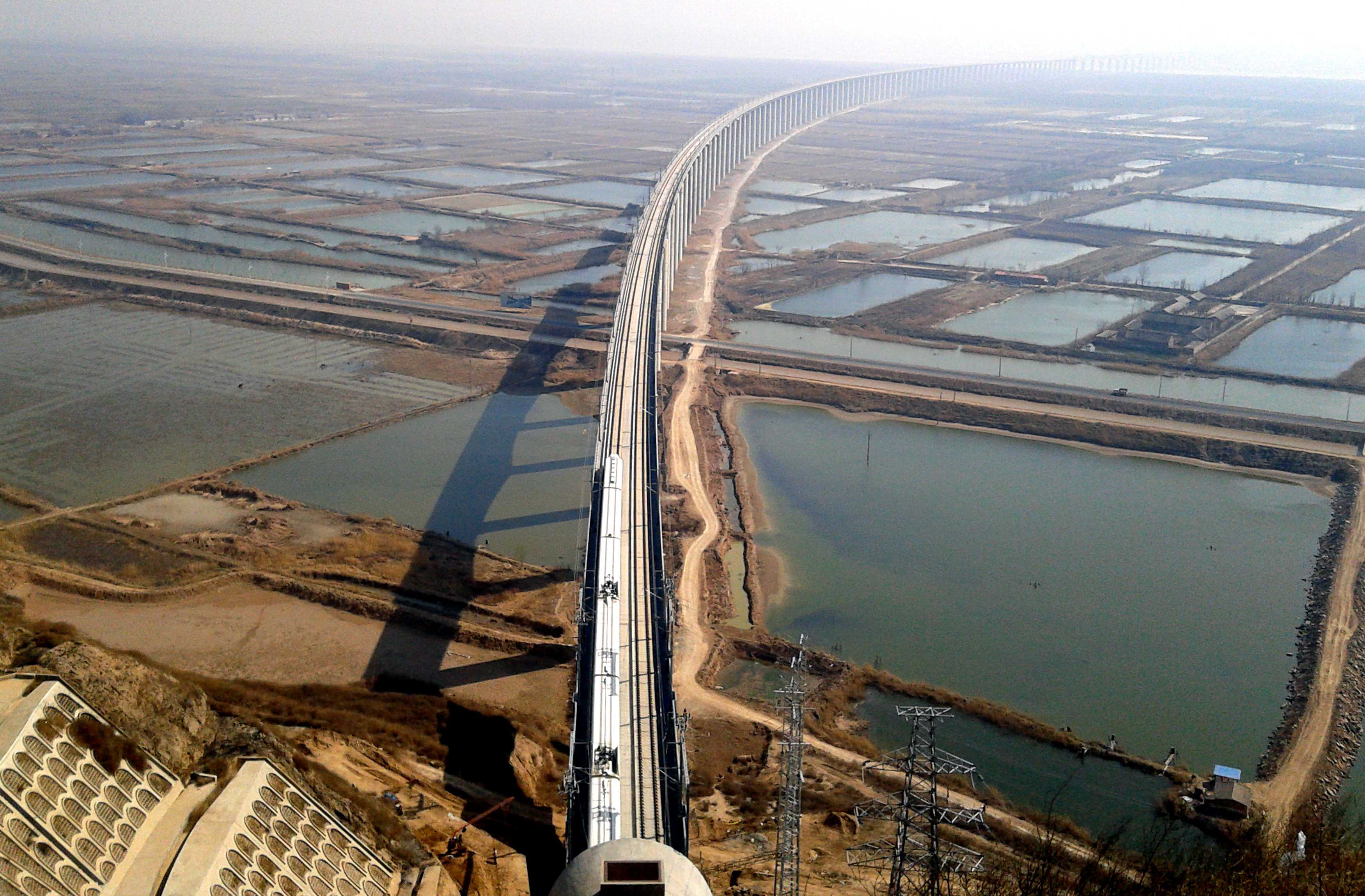 中国跨海跨江跨河桥梁世界第一,中国建的高难度桥梁