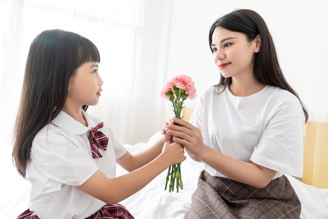 未成年人坐飞机要什么证件,12周岁以上未成年人坐飞机