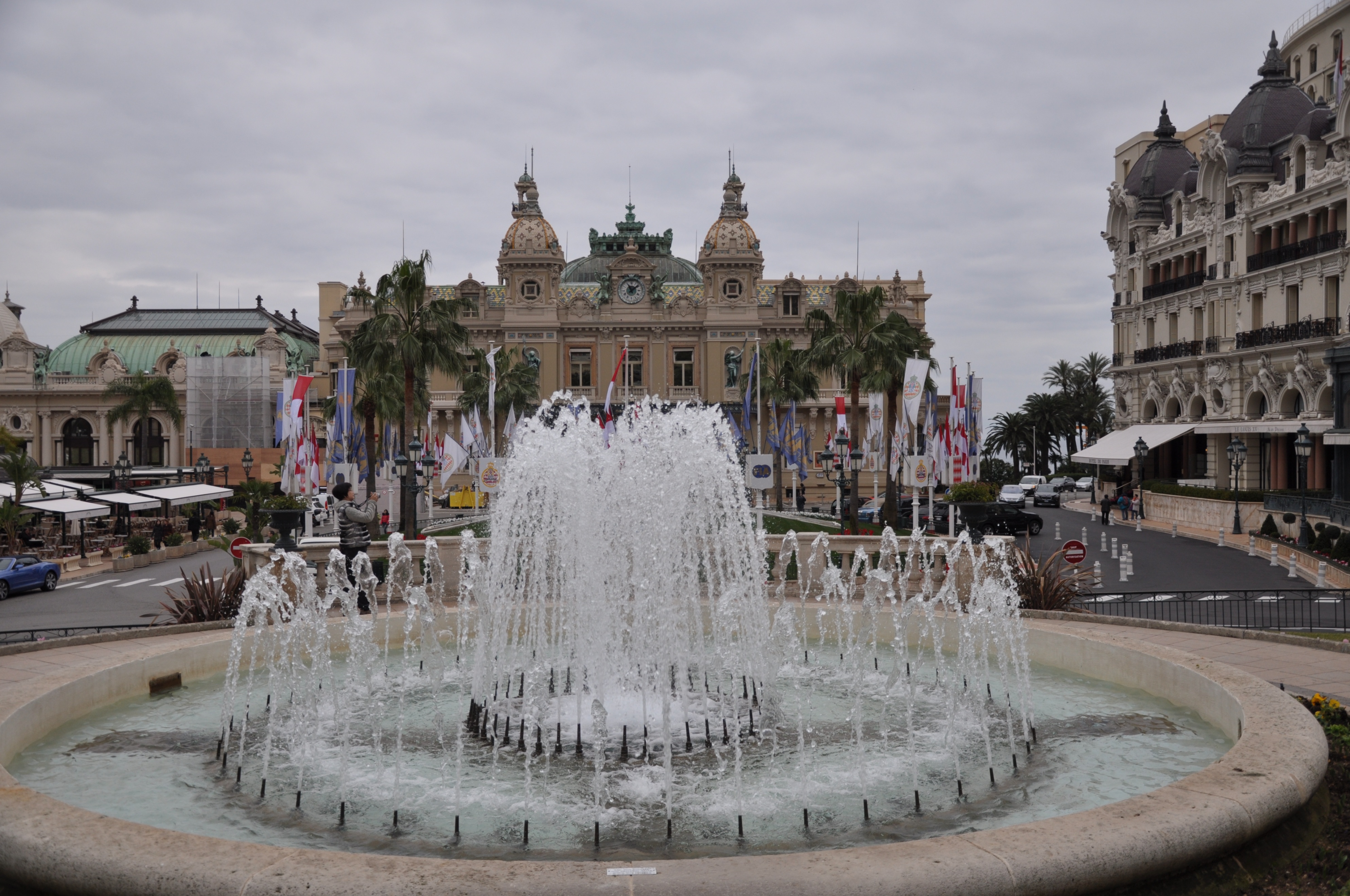 摩纳哥：拥有巨大财富的世界第二小国家，奢华的旅游度假胜地