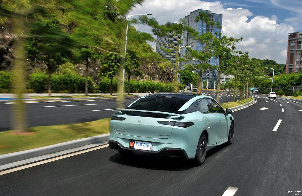 昊铂gt七翼版710超充版自由灰,使尽全力