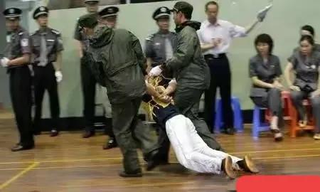 黑暗的5·16，我进“二看”待了40天。（五）