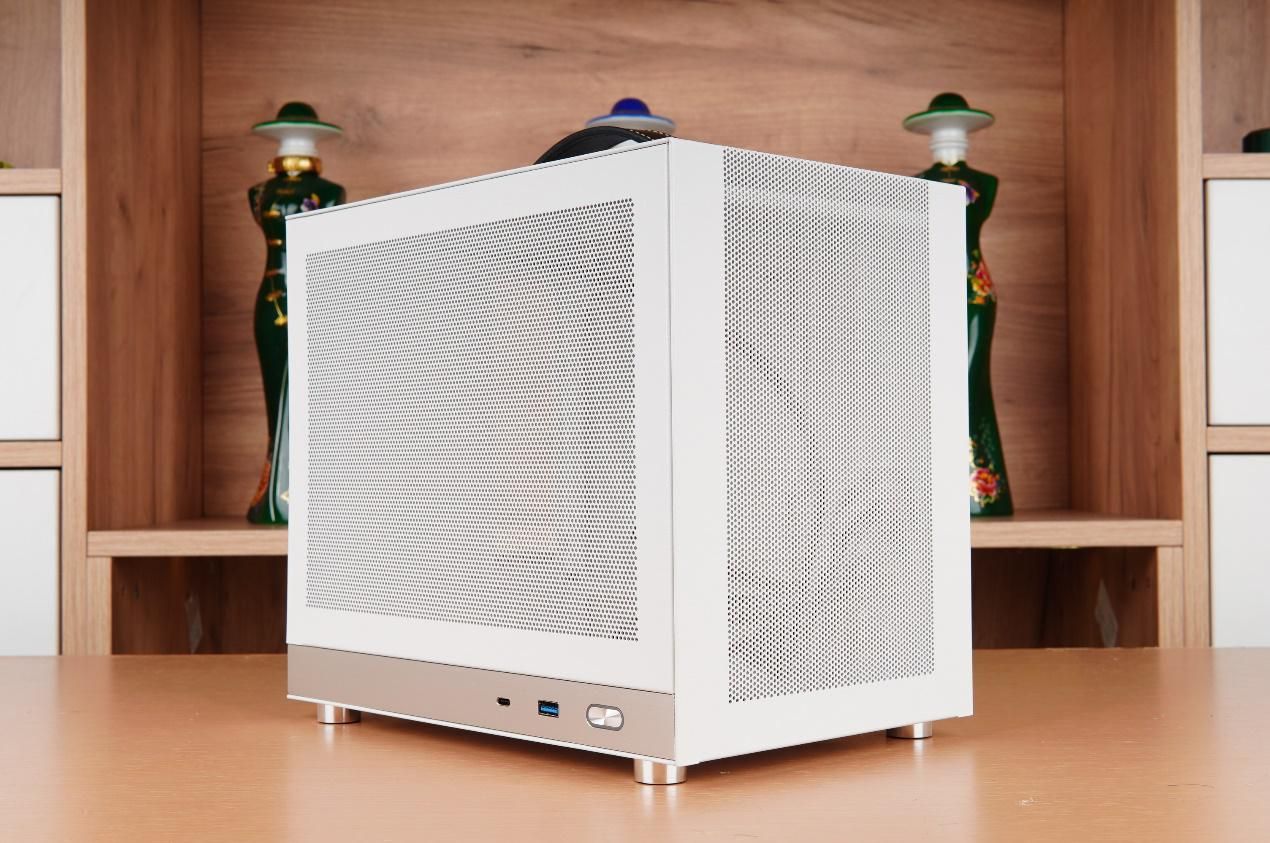 itx机箱闪鳞g200装机推荐,闪鳞g200机箱尺寸