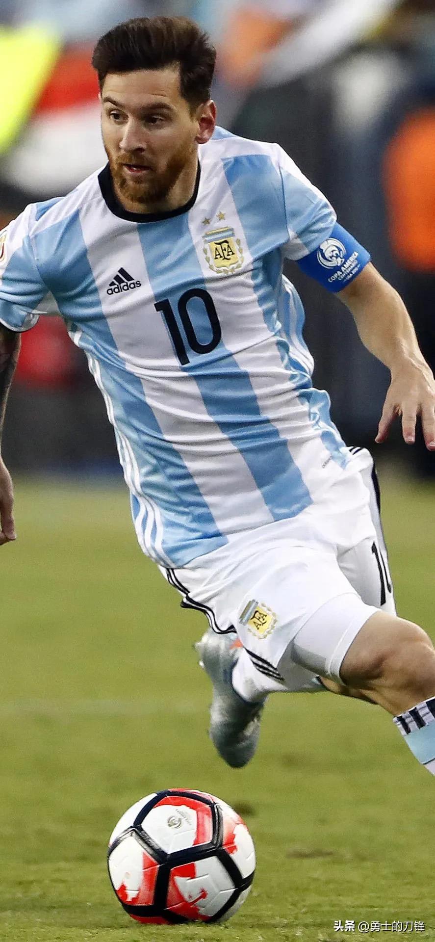 梅西的童话,梅西的简短故事300字