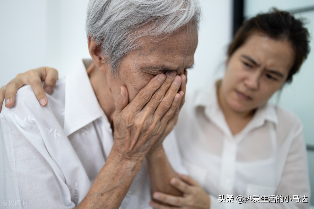 7旬老人有5个子女却没人愿意管他,9旬老人养老难题有哪些